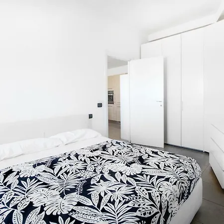 Orange * 博洛尼亚